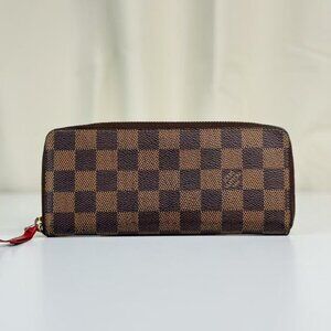 Louis Vuitton Damier Ebene Zippy Wallet with Classic Checkerboard Design